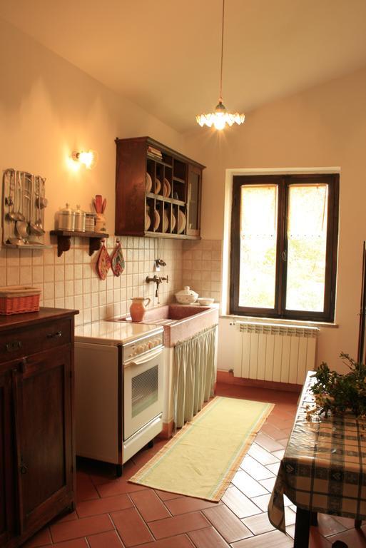 Le Rogheta Villa Campiglia dʼOrcia Exteriör bild