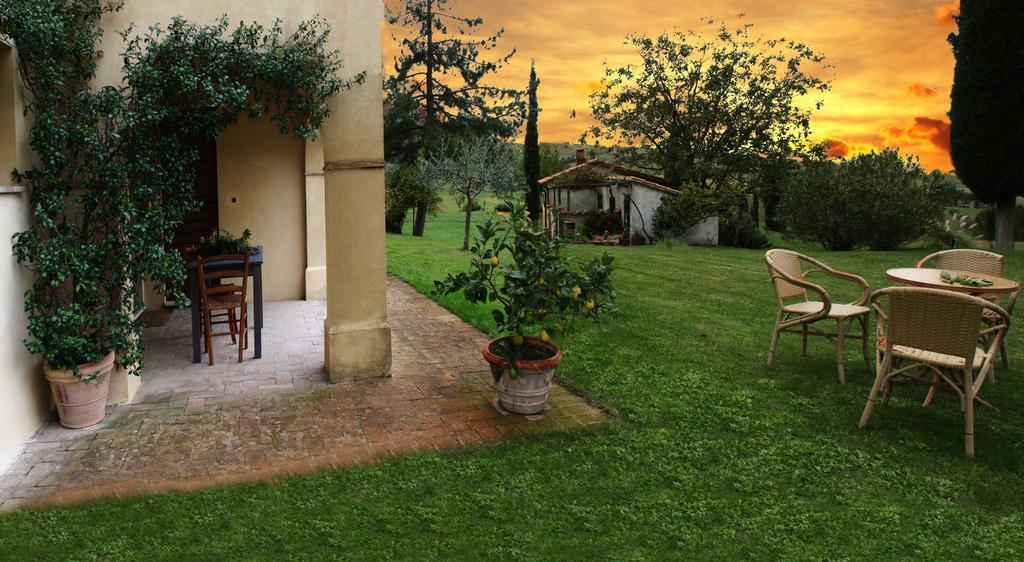 Le Rogheta Villa Campiglia dʼOrcia Exteriör bild