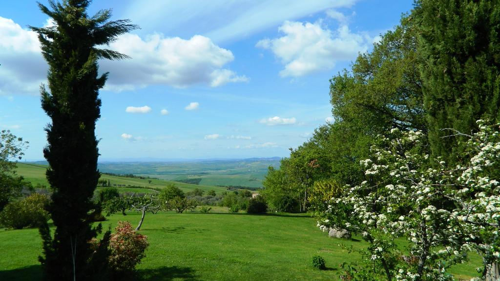 Le Rogheta Villa Campiglia dʼOrcia Exteriör bild