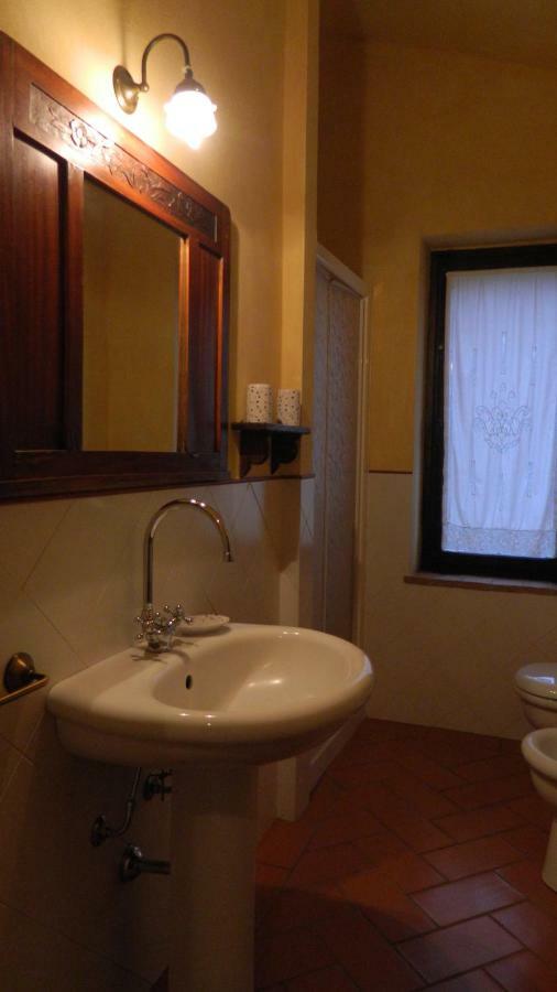 Le Rogheta Villa Campiglia dʼOrcia Exteriör bild